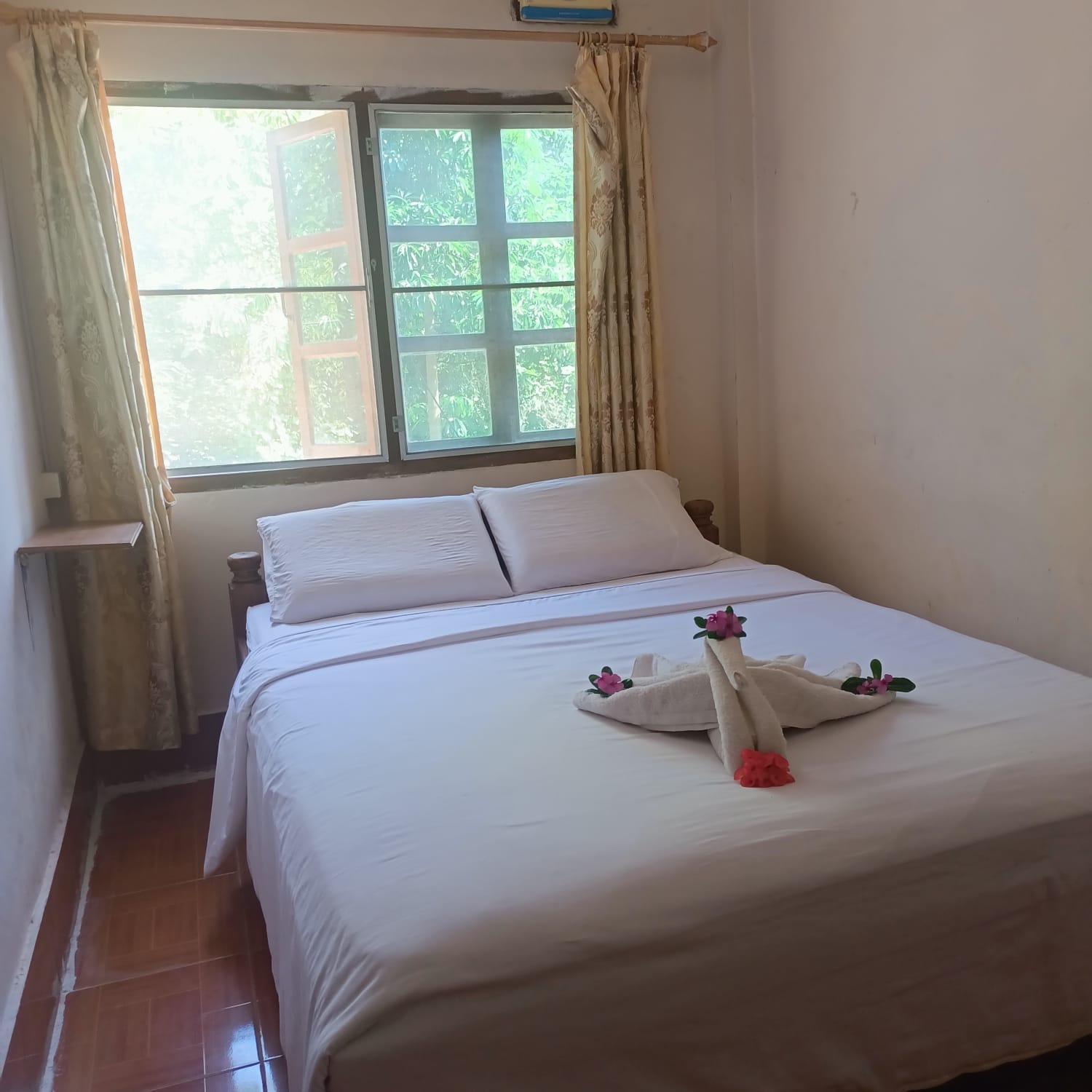 Phonephithak Guesthouse Pakbeng Exterior photo