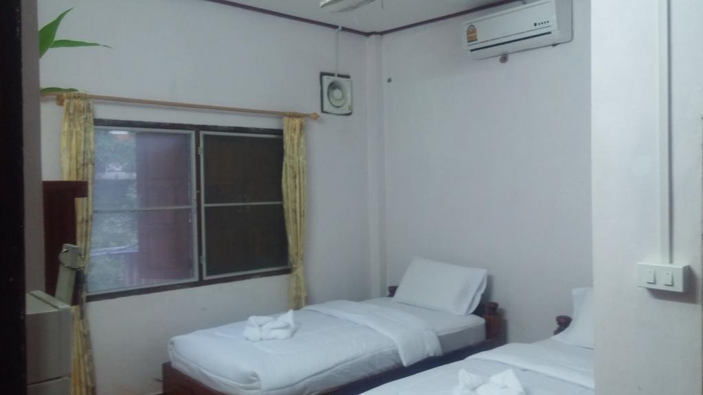 Phonephithak Guesthouse Pakbeng Exterior photo
