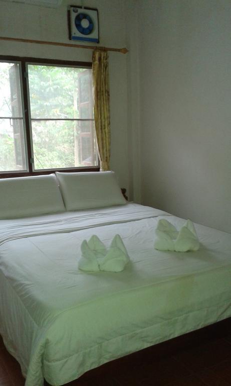 Phonephithak Guesthouse Pakbeng Exterior photo